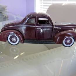 1947 Ford Super Deluxe