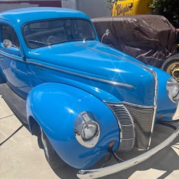 1940 Ford deluxe coupe