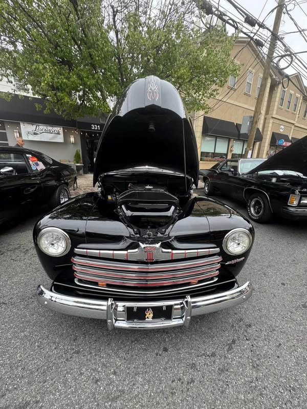 1946 Ford super deluxe