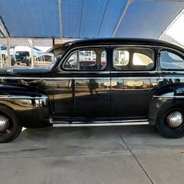 1942 Ford Super Deluxe