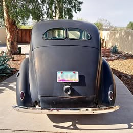 1939 Ford deluxe