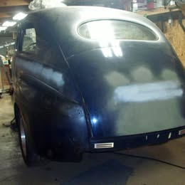 1948 Ford Super Deluxe 2 Door Sedan