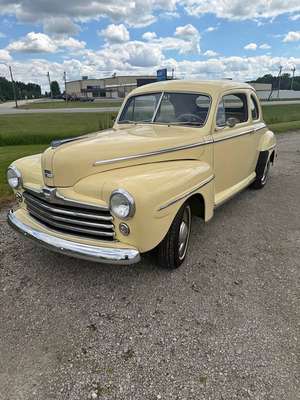 1947 Ford deluxe - Deluxe