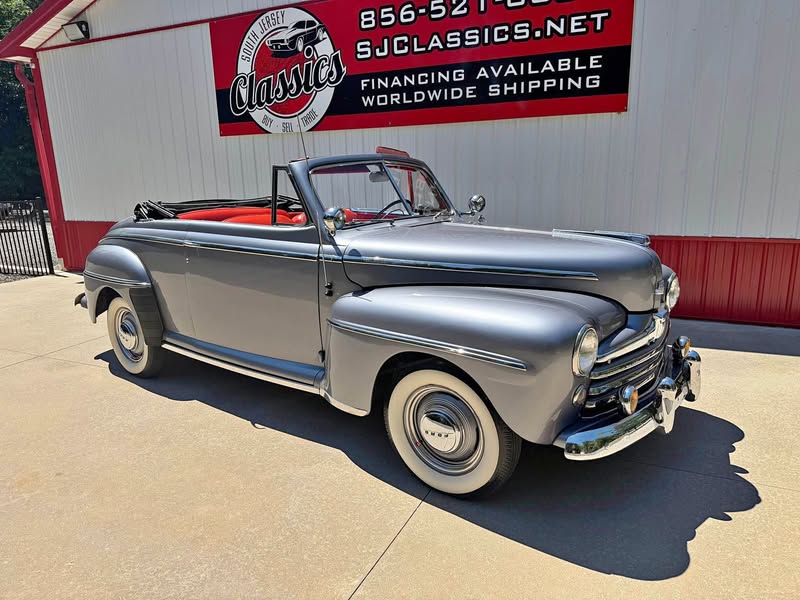 1947 Ford V8 - Super 8 Deluxe Convertible