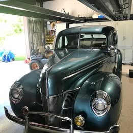 1940 Ford coupe deluxe