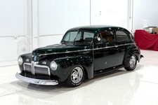 1942 Ford Super Deluxe Tudor