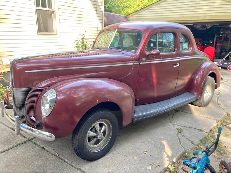 1940 Ford coupe - Deluxe
