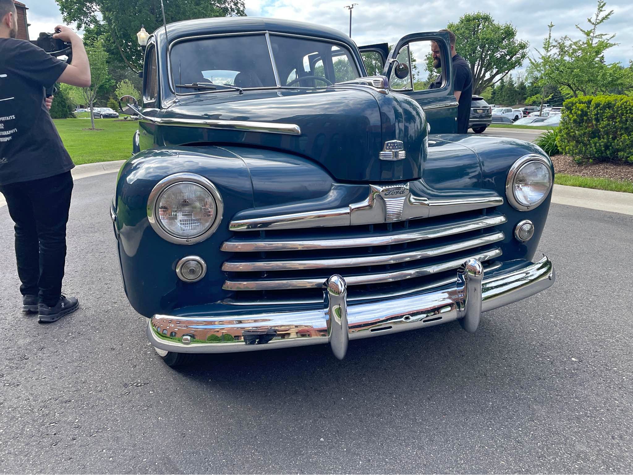 1948 Ford Super Deluxe