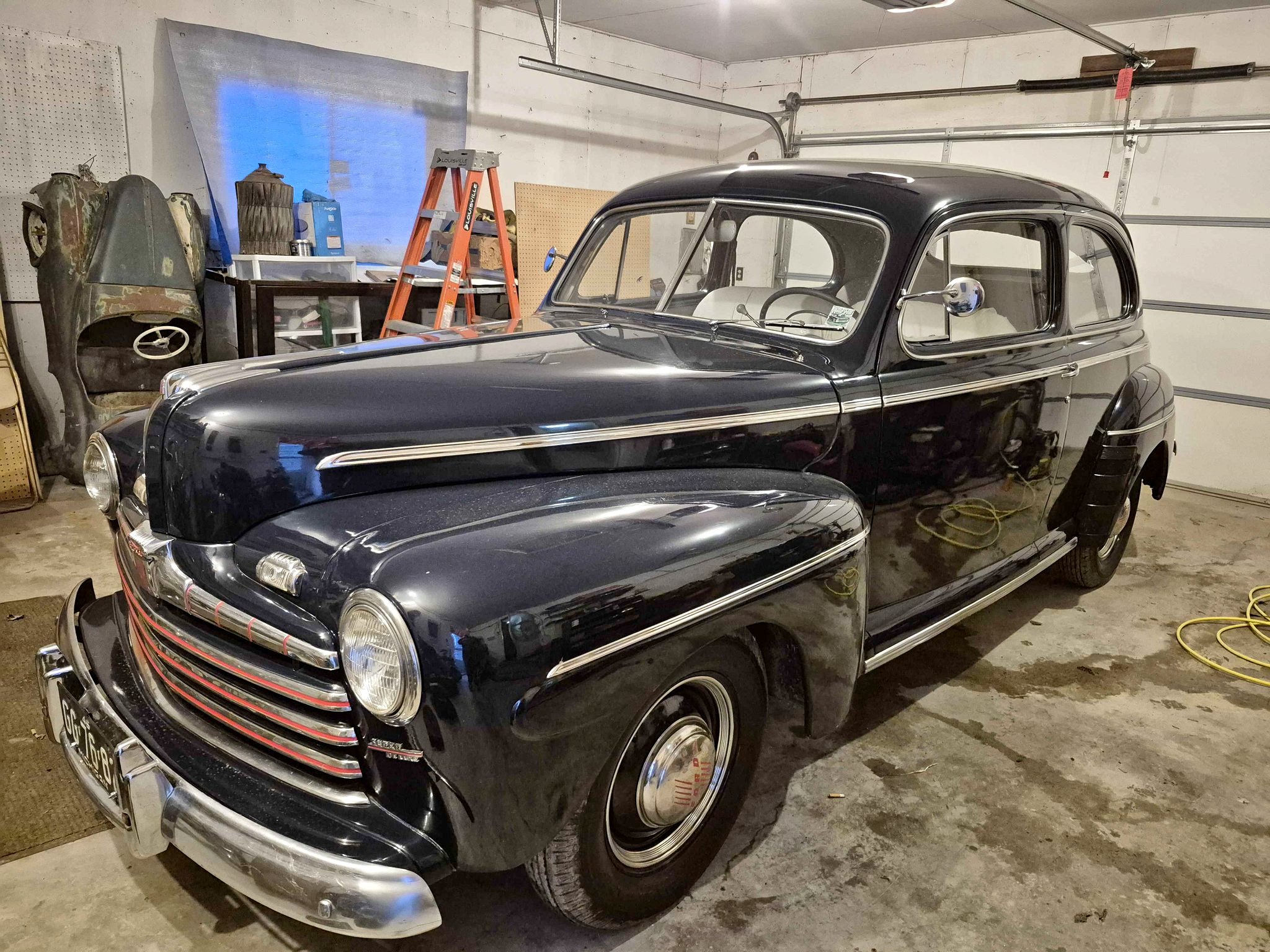 1946 Ford Club Wagon - Super Deluxe