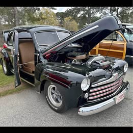 1947 Ford Deluxe Coupe