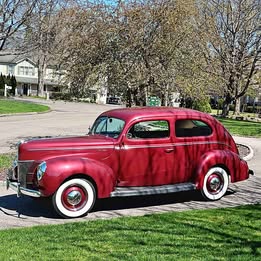 1940 Ford tudor deluxe sedan