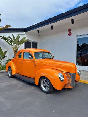 1940 Ford deluxe coupe
