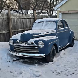 1946 ford deluxe
