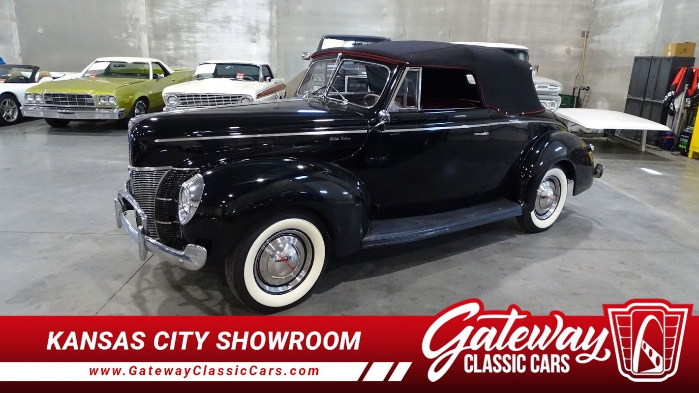 1940 Ford Deluxe Convertible