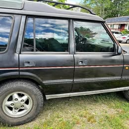 1995 Land Rover Discovery - SE Sport Utility 4D
