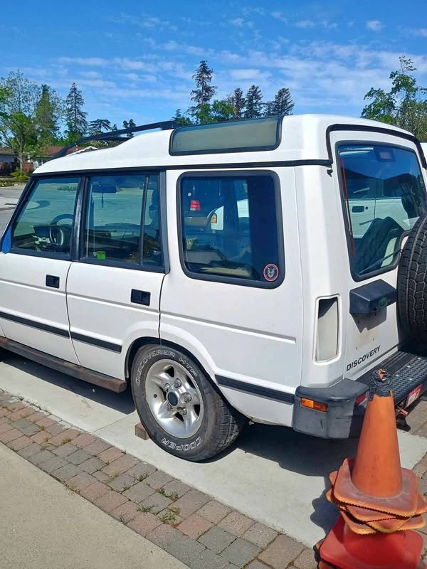 1994 Land Rover Discovery - First Edition Sport Utility 4D