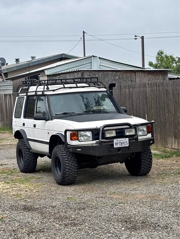 1996 Land Rover Discovery - LE7 Sport Utility 4D