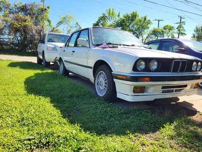 1991 BMW 3 Series - 318i Sedan 4D