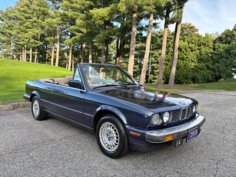 1988 BMW 3 Series - 325i Convertible 2D
