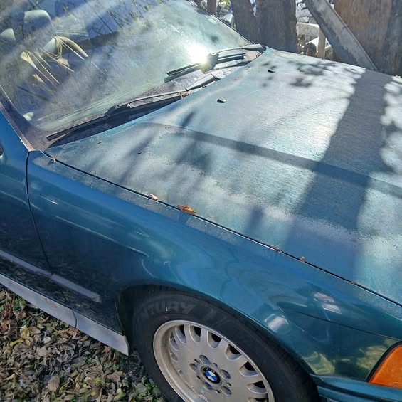 1993 BMW 3 Series - 325i Sedan 4D