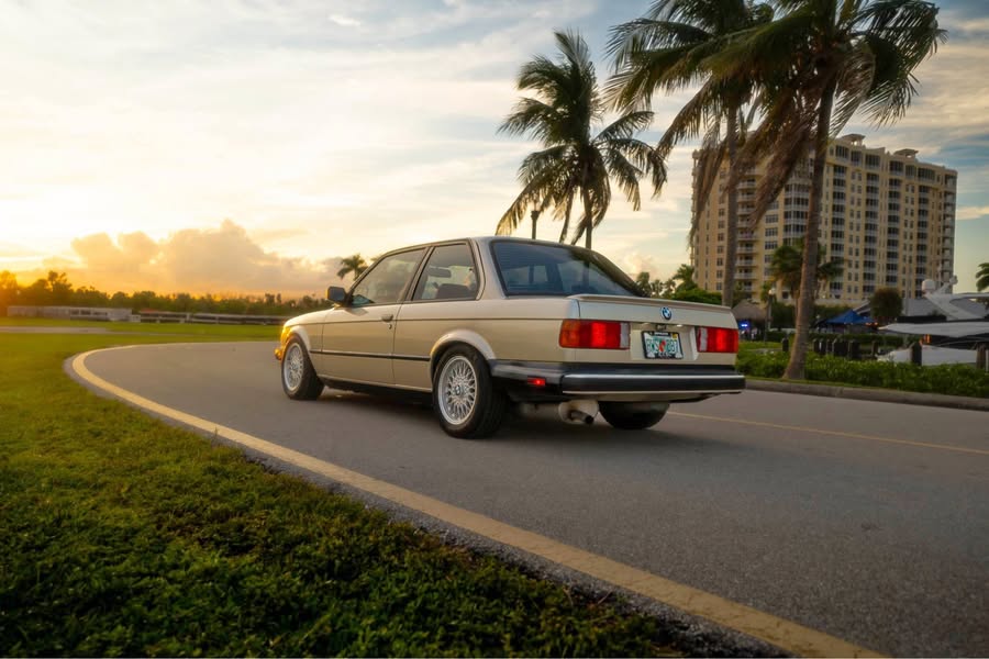1985 BMW 3 Series - 325es