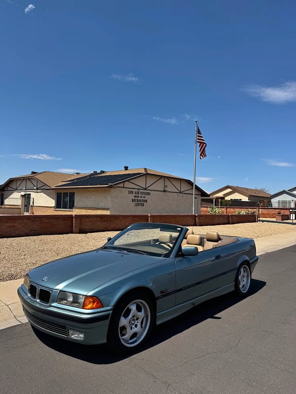 1994 BMW 3 Series - 325i Convertible 2D