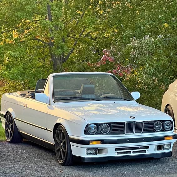 1989 BMW 3 Series - 325Ci Convertible 2D