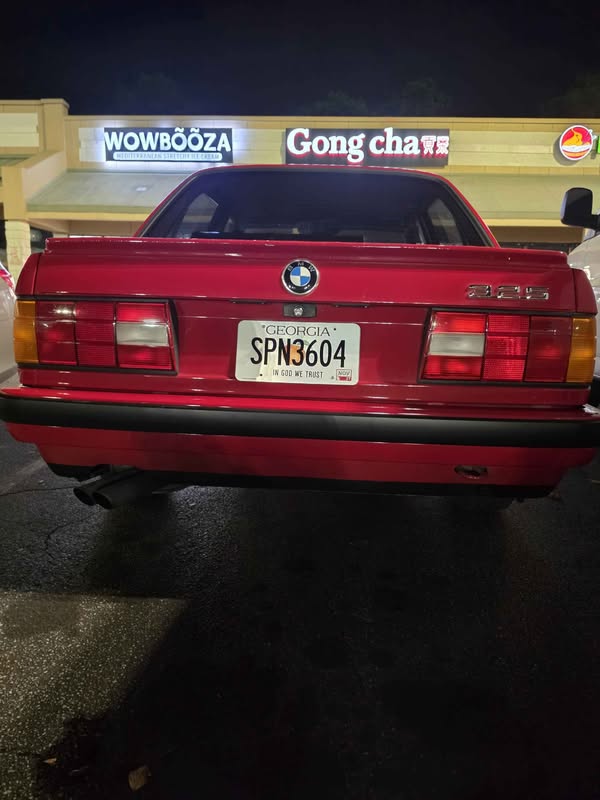 1988 BMW 3 Series - 325i Sedan 4D