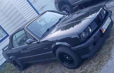 1992 BMW 3 Series - 325i Convertible 2D