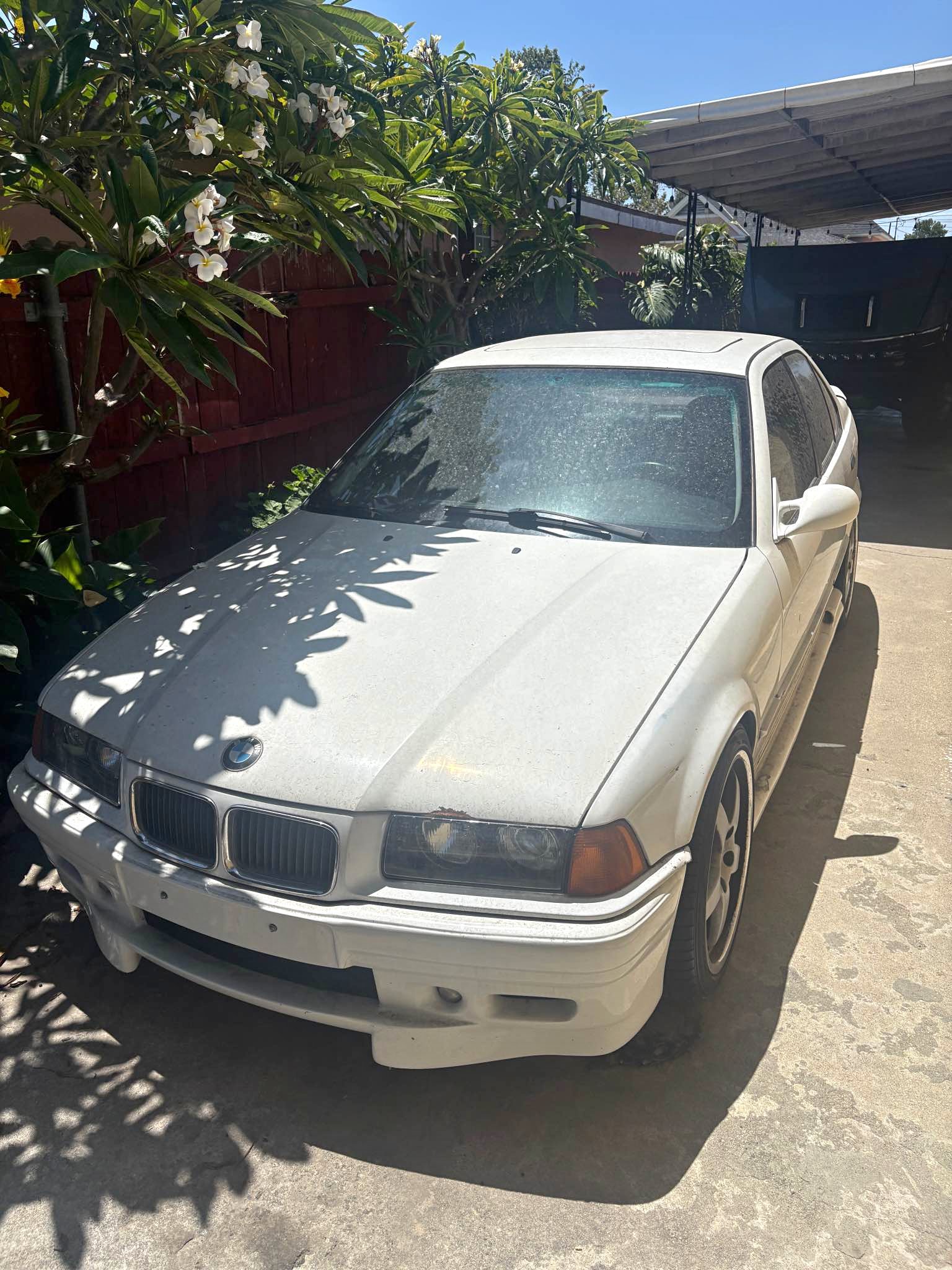 1993 BMW 3 Series - 325i Sedan 4D