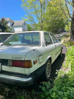 1982 BMW 3 Series - 320i Sedan 4D