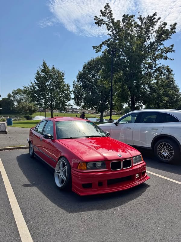 1993 BMW 3 Series - 325i Sedan 4D