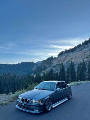 1994 BMW 3 Series - 325i Sedan 4D
