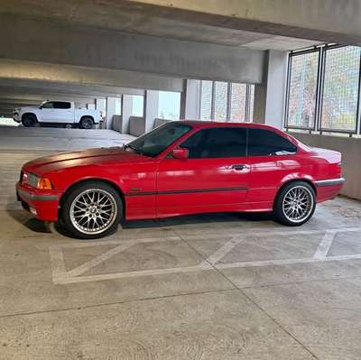 1994 BMW 3 Series - 325is Coupe 2D