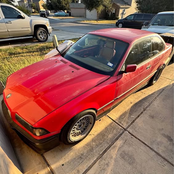 1993 BMW 3 Series - 325is Coupe 2D