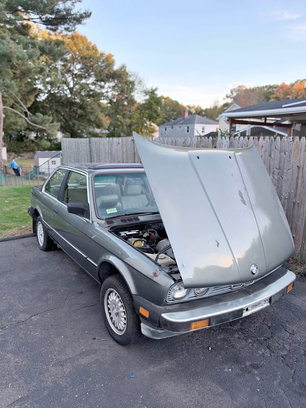 1985 BMW 3 Series - 318is Coupe 2D