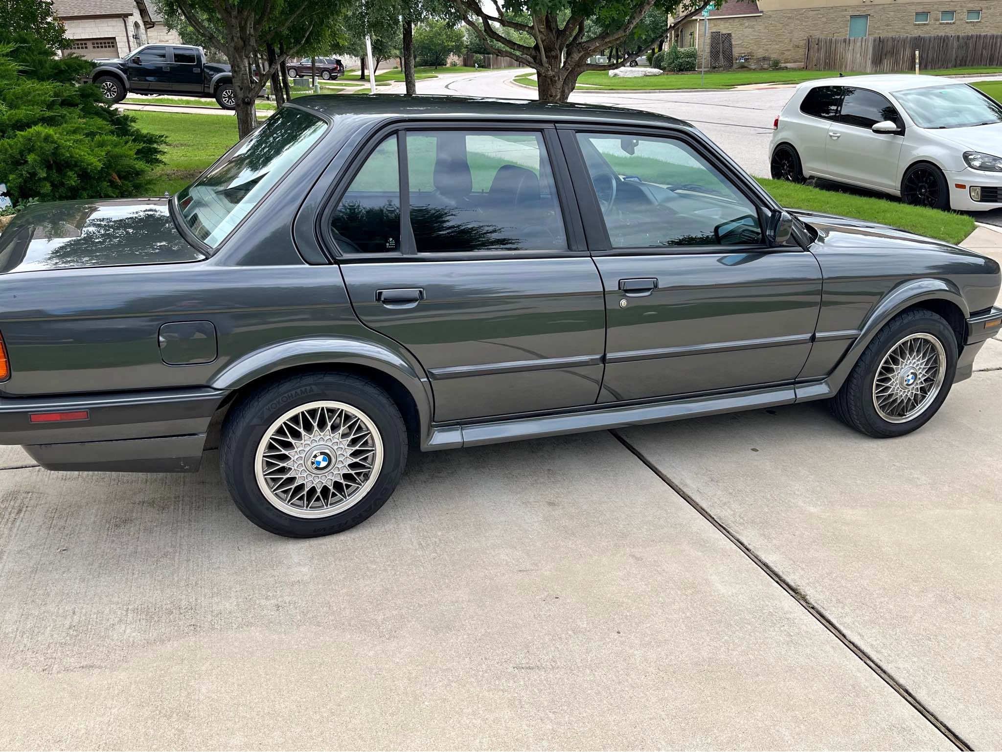 1991 BMW 3 Series - 325xi AWD Sedan 4D