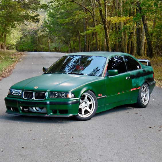 1994 BMW 3 Series - 318is Coupe 2D