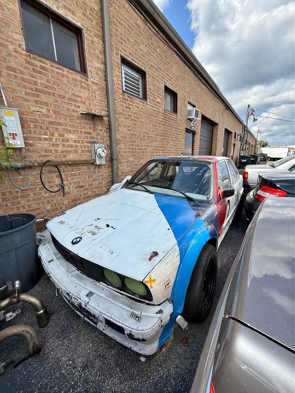 1987 BMW 3 Series - 325is Coupe 2D