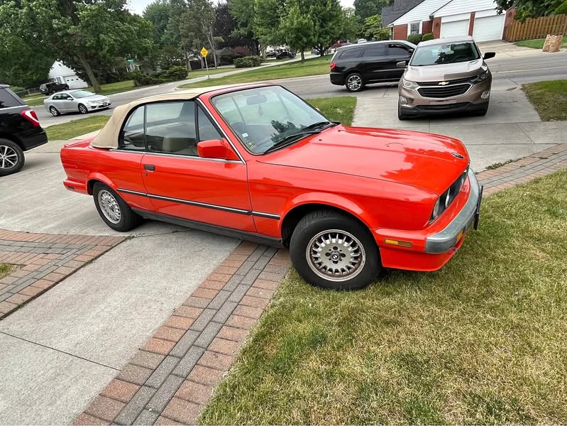 1988 BMW 3 Series - 325i Convertible 2D