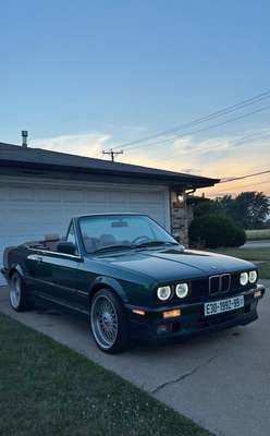 1992 BMW 3 Series - 325i Convertible 2D