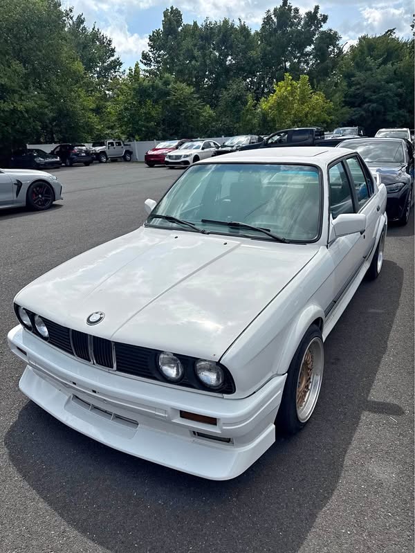 1991 BMW 3 Series - 325xi AWD Sedan 4D