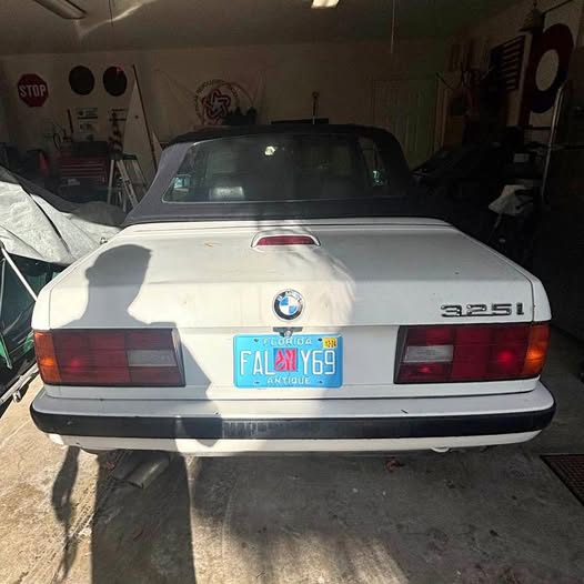 1993 BMW 3 Series - 325i Convertible 2D