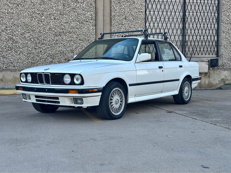 1989 BMW 3 Series - 325xi Sedan 4D