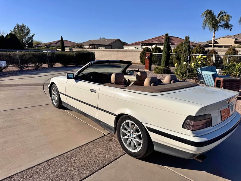 1994 BMW 3 Series - 325i Convertible 2D