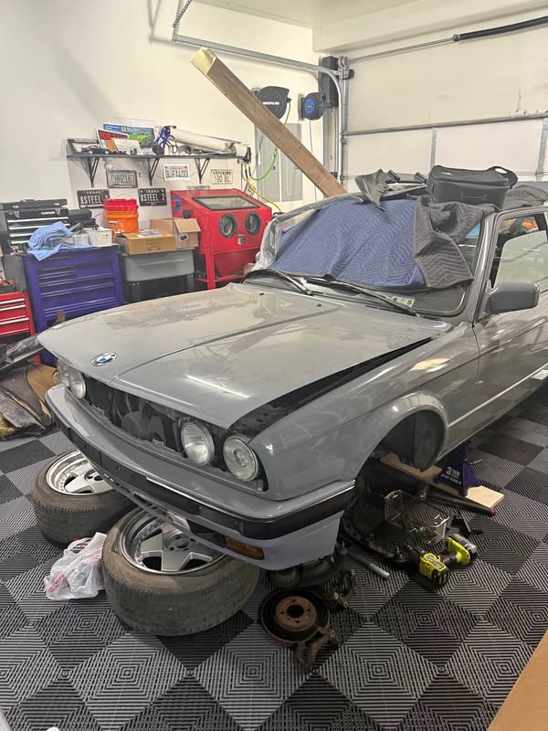 1991 BMW 3 Series - 318is Coupe 2D