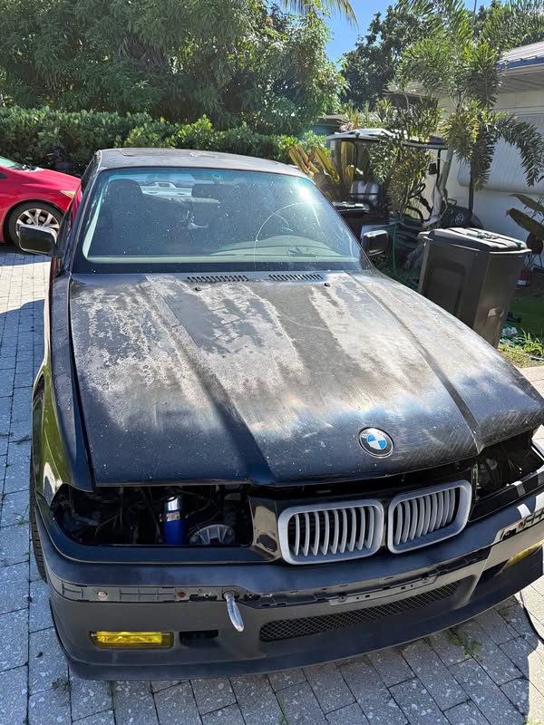 1993 BMW 3 Series - 325is Coupe 2D
