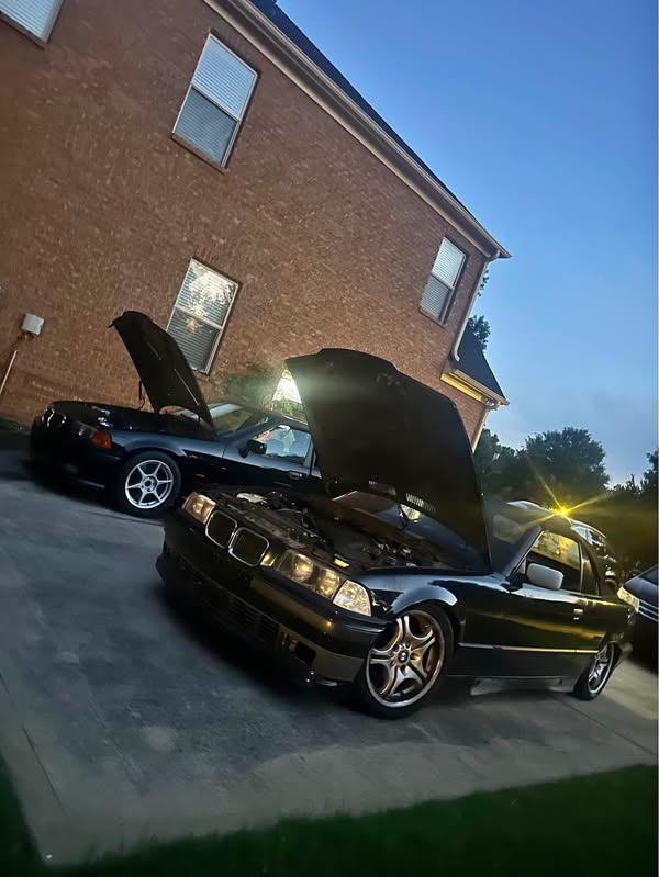 1994 BMW 3 Series - 325i Convertible 2D