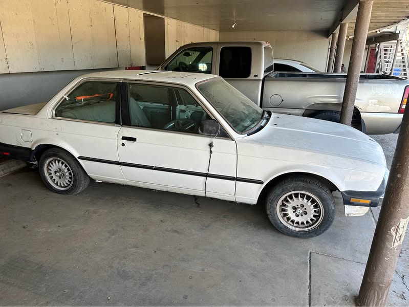 1986 BMW 3 Series - 325i Convertible 2D