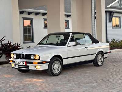 1993 BMW 3 Series - 325i Convertible 2D